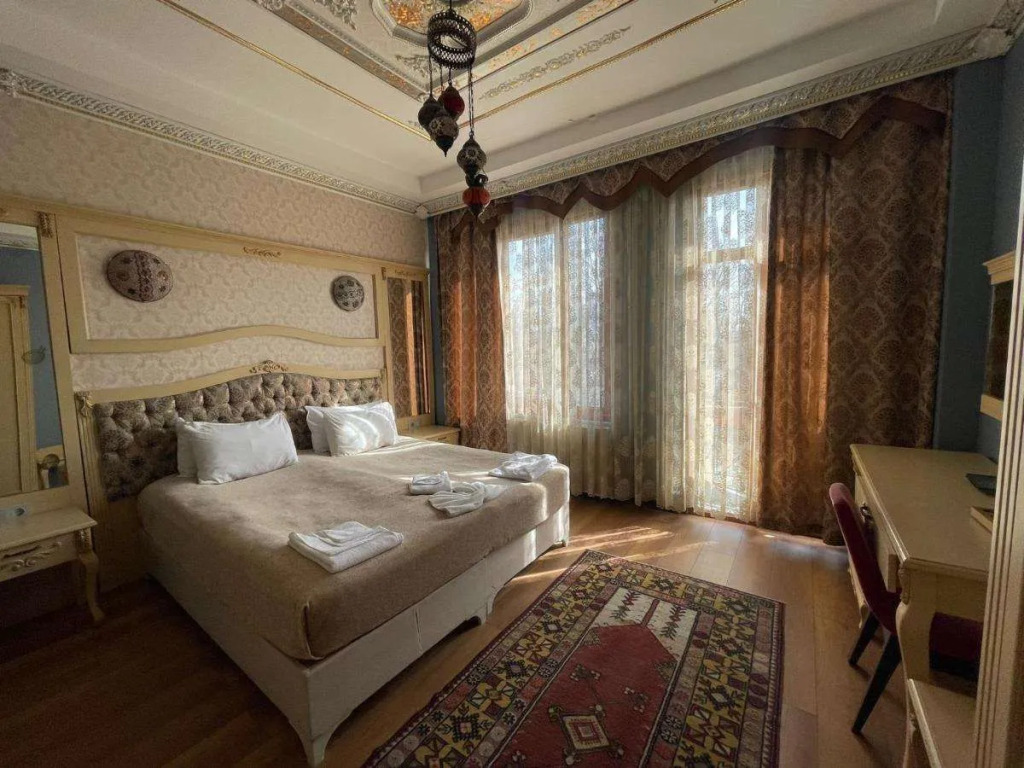 Optimist Hotel