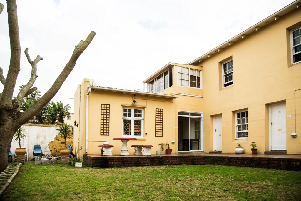 Jikeleza International Backpacker Lodge