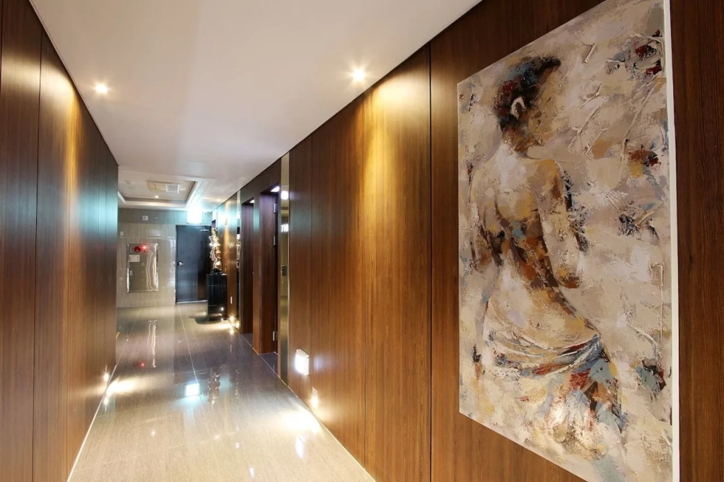 Royal Prime Hotel