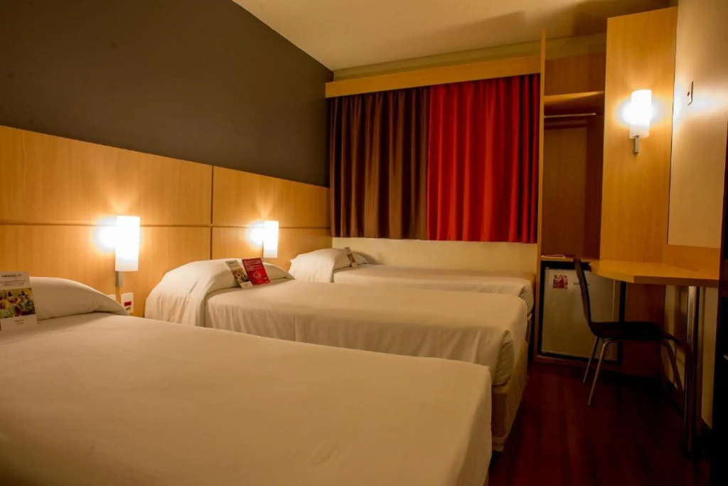 HUS HOTEL Dourados