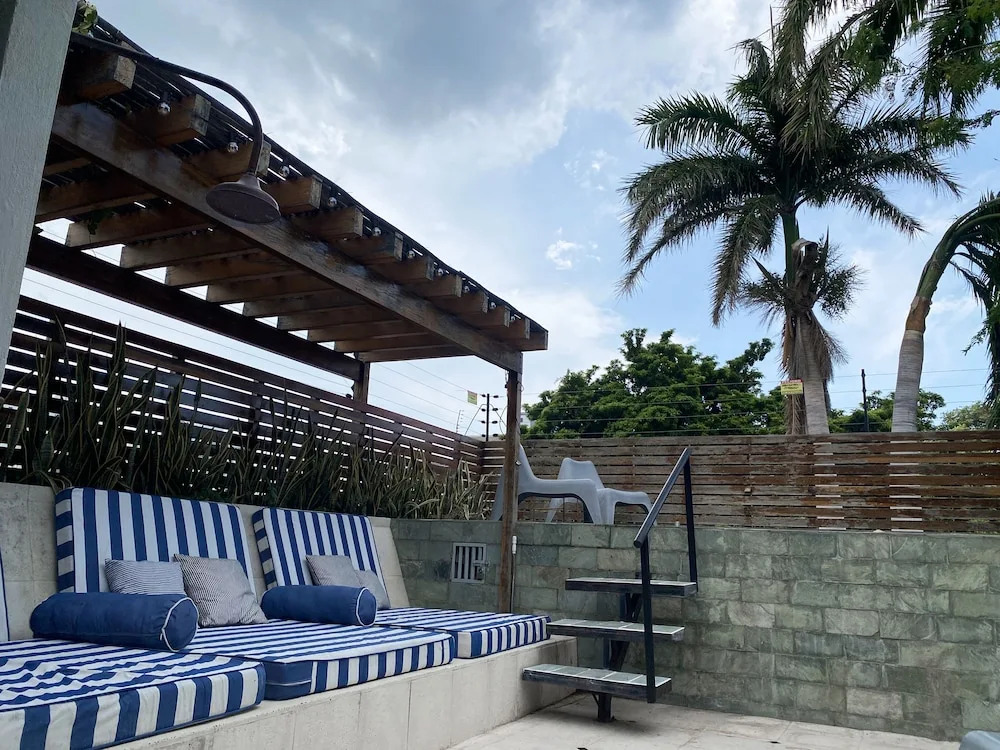 Casa Charlotte - Alma Hotels