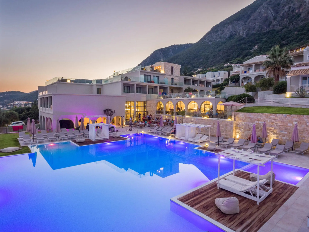 Golden Mare - All Inclusive