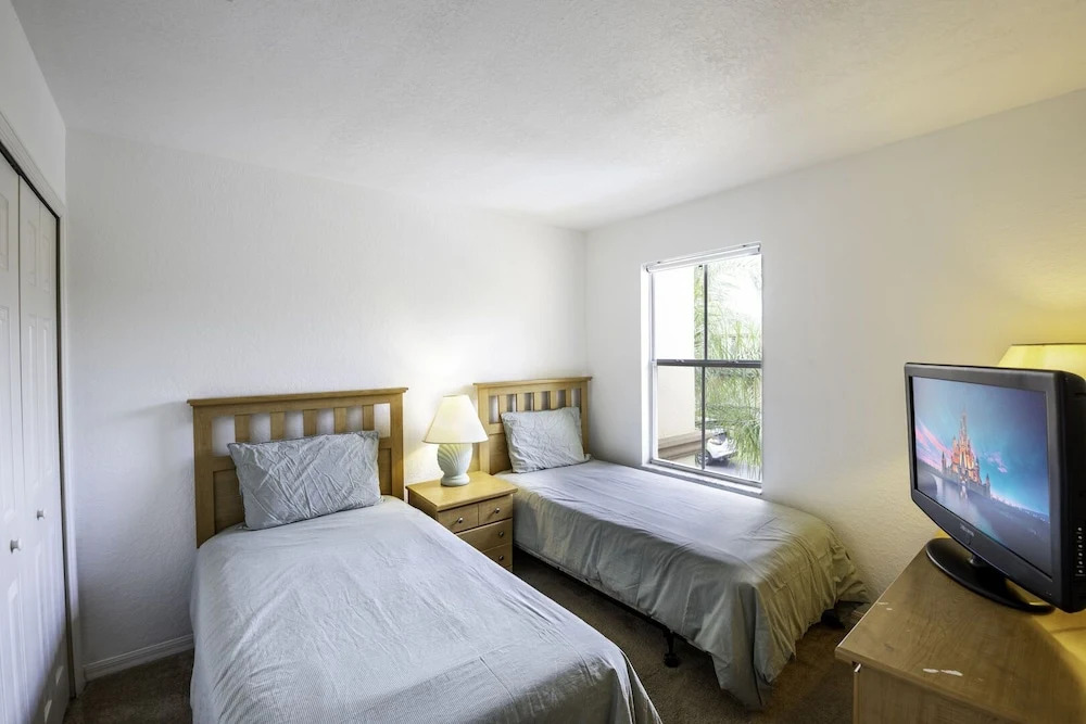 Amazing Townhouse 4Bdr 3Bth Spa Resort near Disney