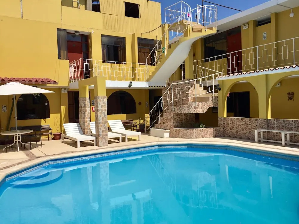 Hotel San Isidro