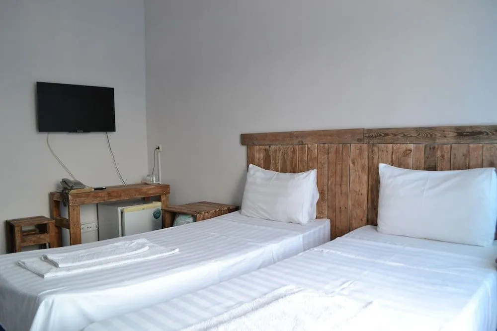 Turkestan Hotel