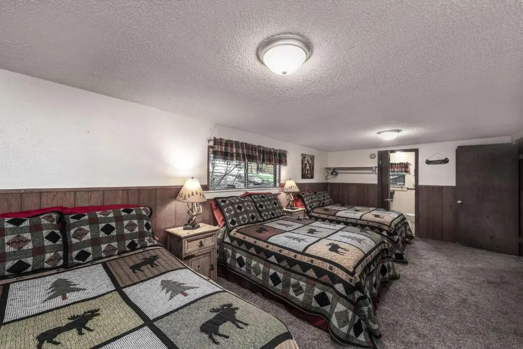 Canyon Cabins