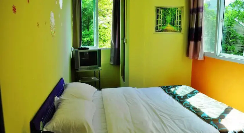 Sanya Dannan Youth Hostel