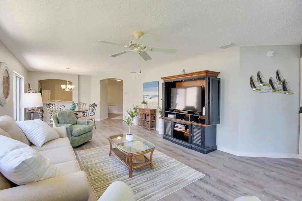 Courtyard Villa w/ Lanai & Community Amenities