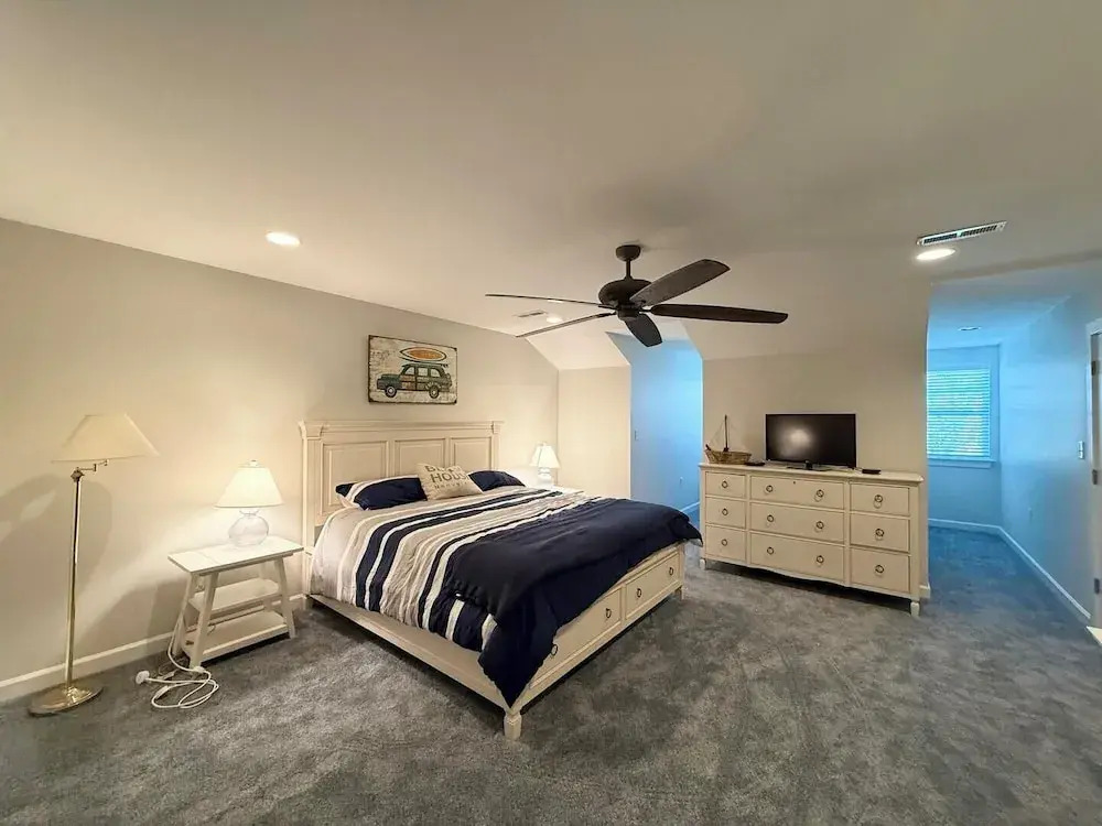 Schooner Drive 33521