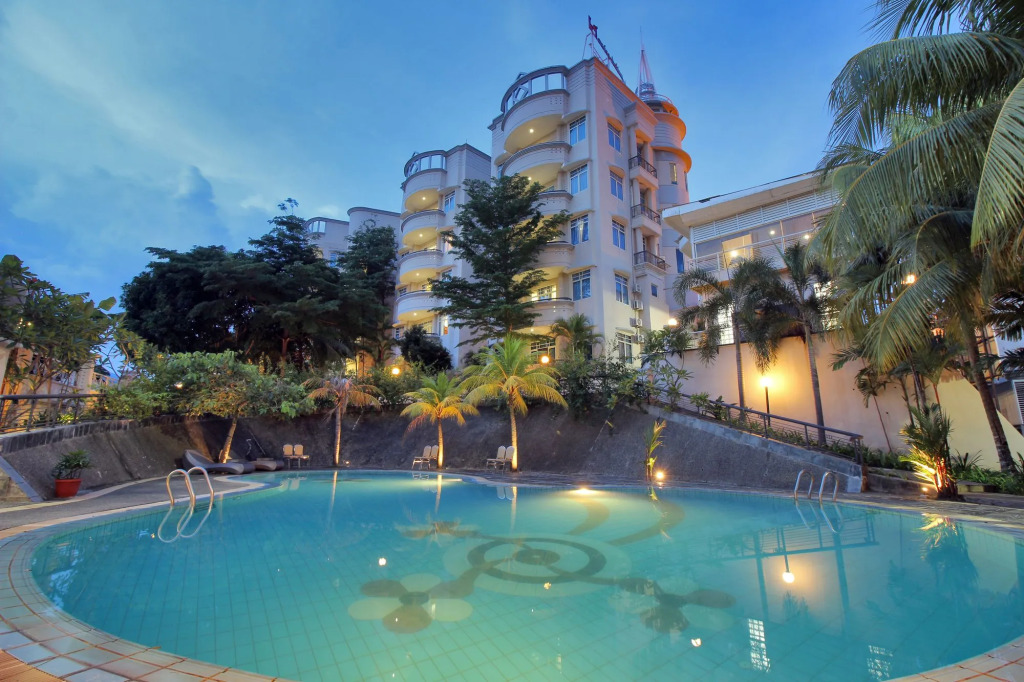 Grand Eska Hotel & Suites Batam