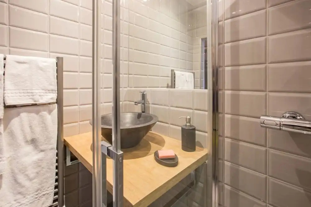 Spacious And Charming 6p Flat À Madeleine