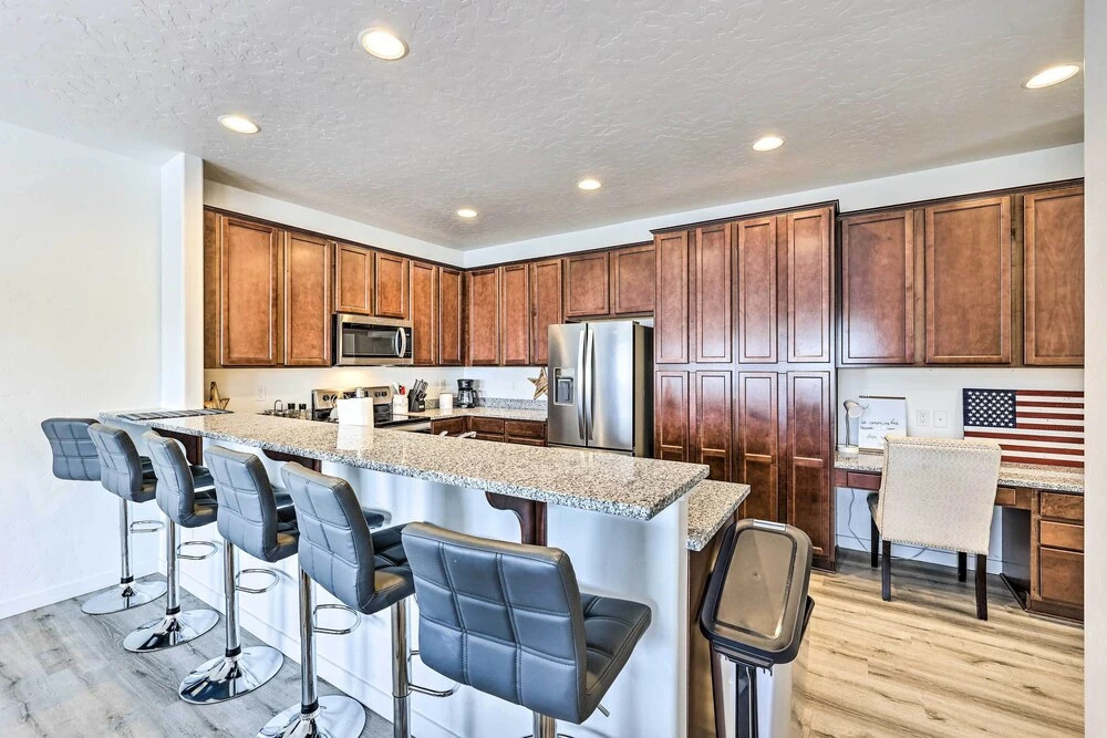Nampa Townhome ~ 18 Mi to Downtown Boise