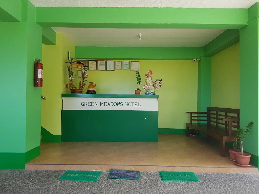 Green Meadows Hotel & Restaurant