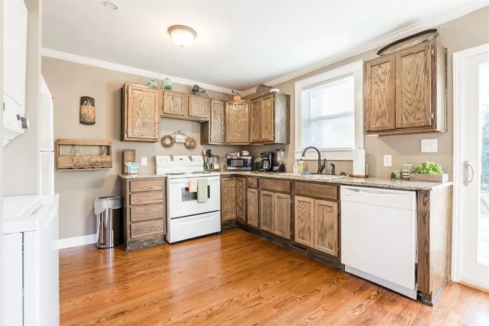 Cumberland Ave - 214