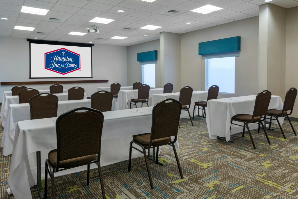Hampton Inn & Suites Winston-Salem/University Area