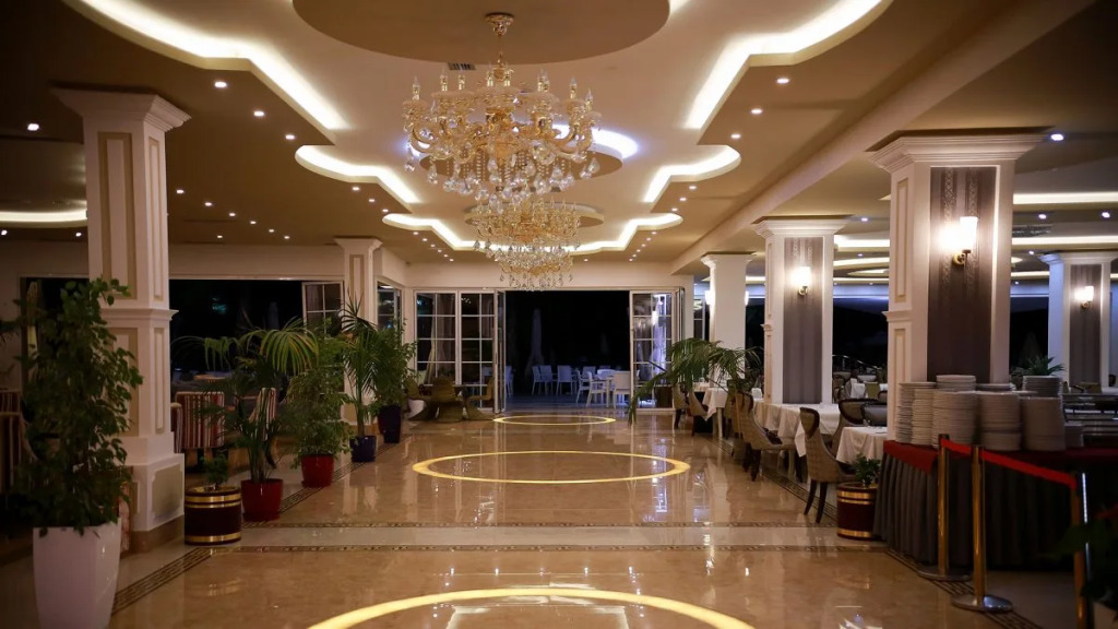 Fafa Beach Hotel