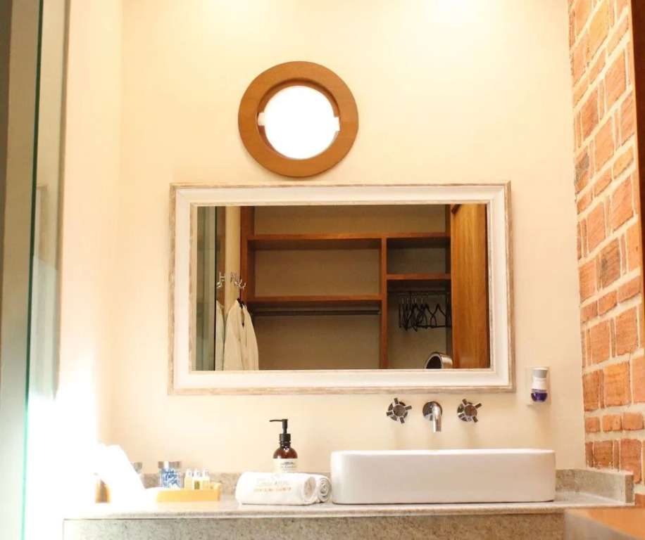 Hotel Lindo Ajijic Bed & Breakfast