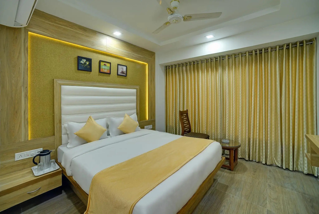 Rudra Royale Hotel