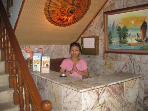 Lepas Place Hotel