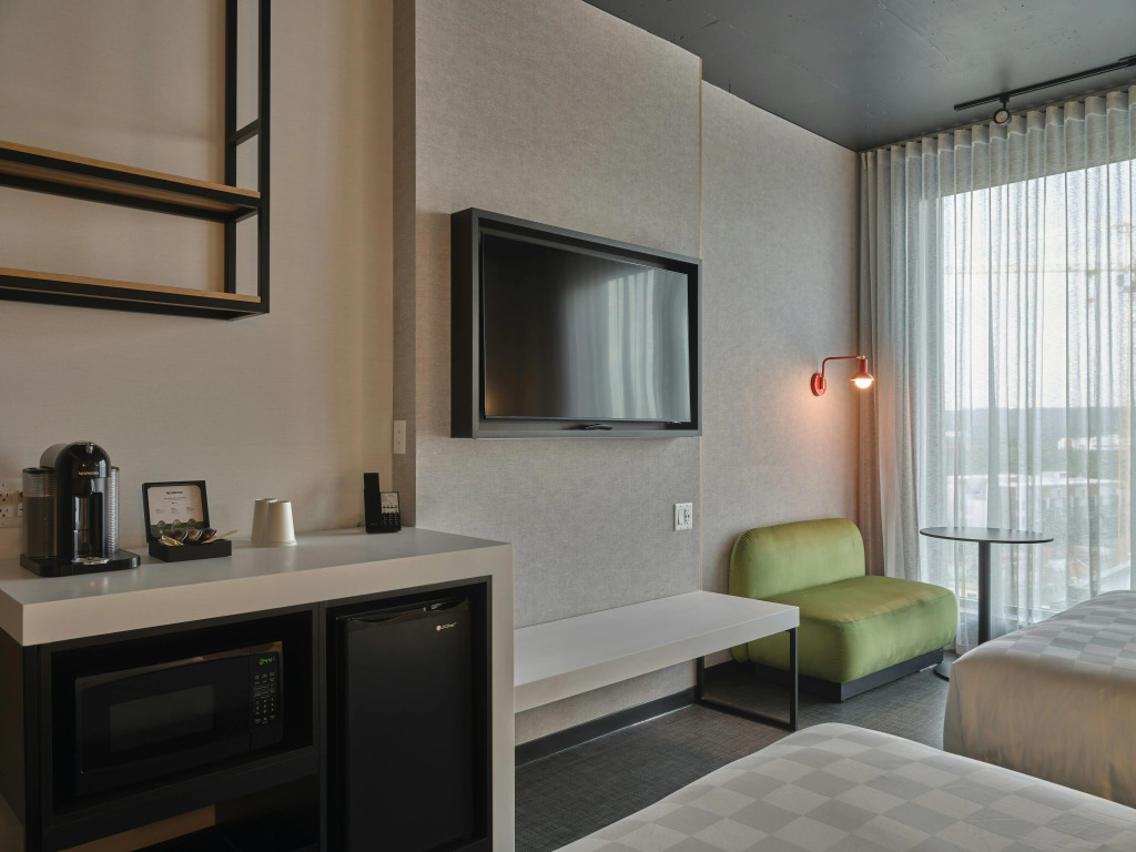 Alt Hotel Calgary University District