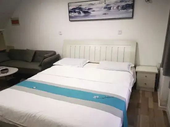 Pingdu Haier Loft Apartment (Changjiang Road Branch)