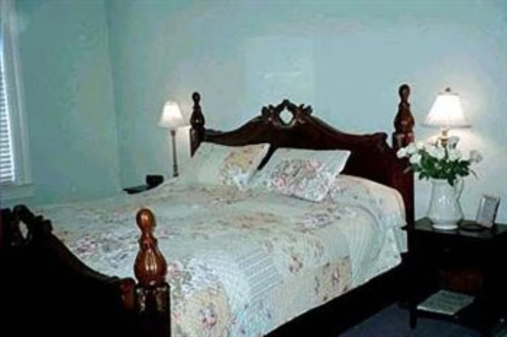 The Continental Inn
