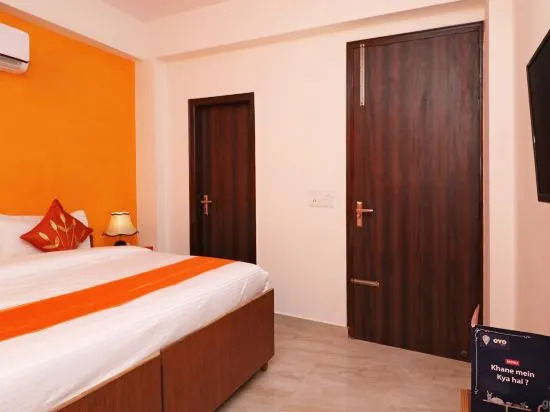 OYO 12534 Bud Rooms