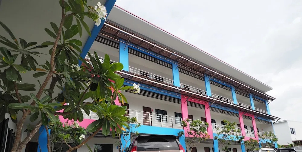 Waritthon Residence
