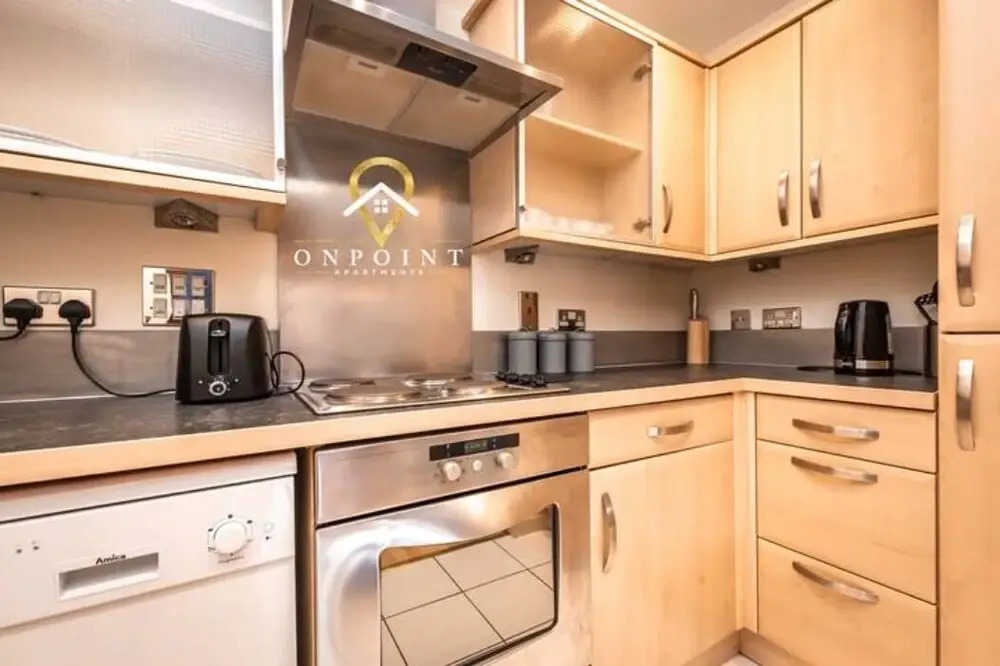 ✰ONPOINT 2 bedroom Apartment - River Kennet✰