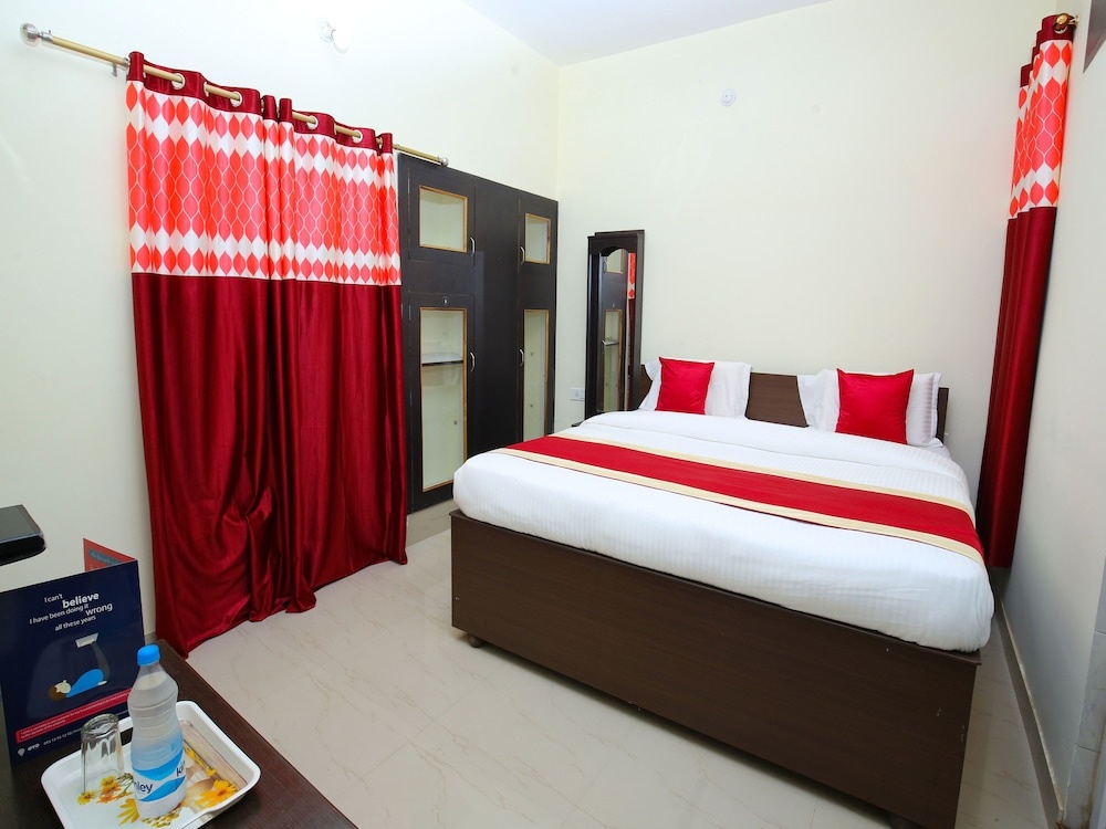 OYO 9548 Hotel Regent