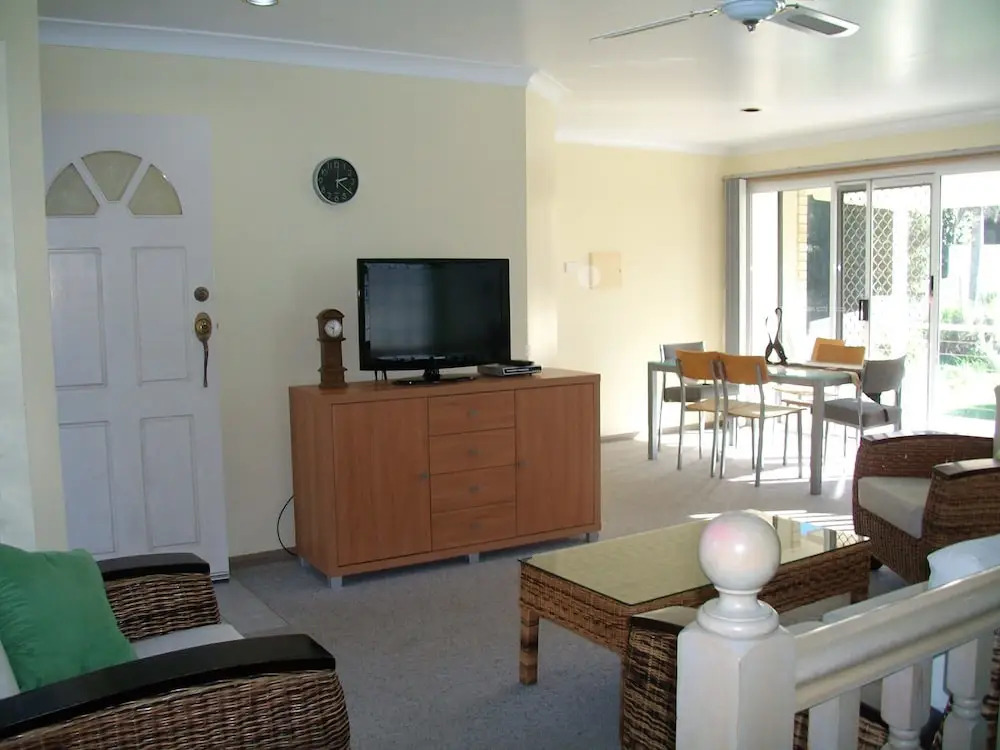 The Peninsula, Duplex 02, 14