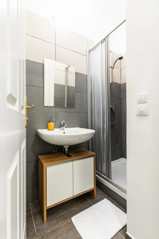 Authentic and stylish apartment in calm district area