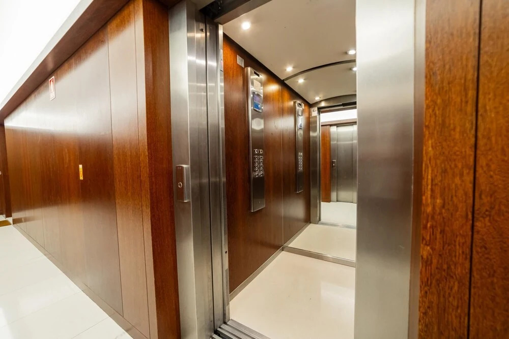 Modern Cedofeita by Homing