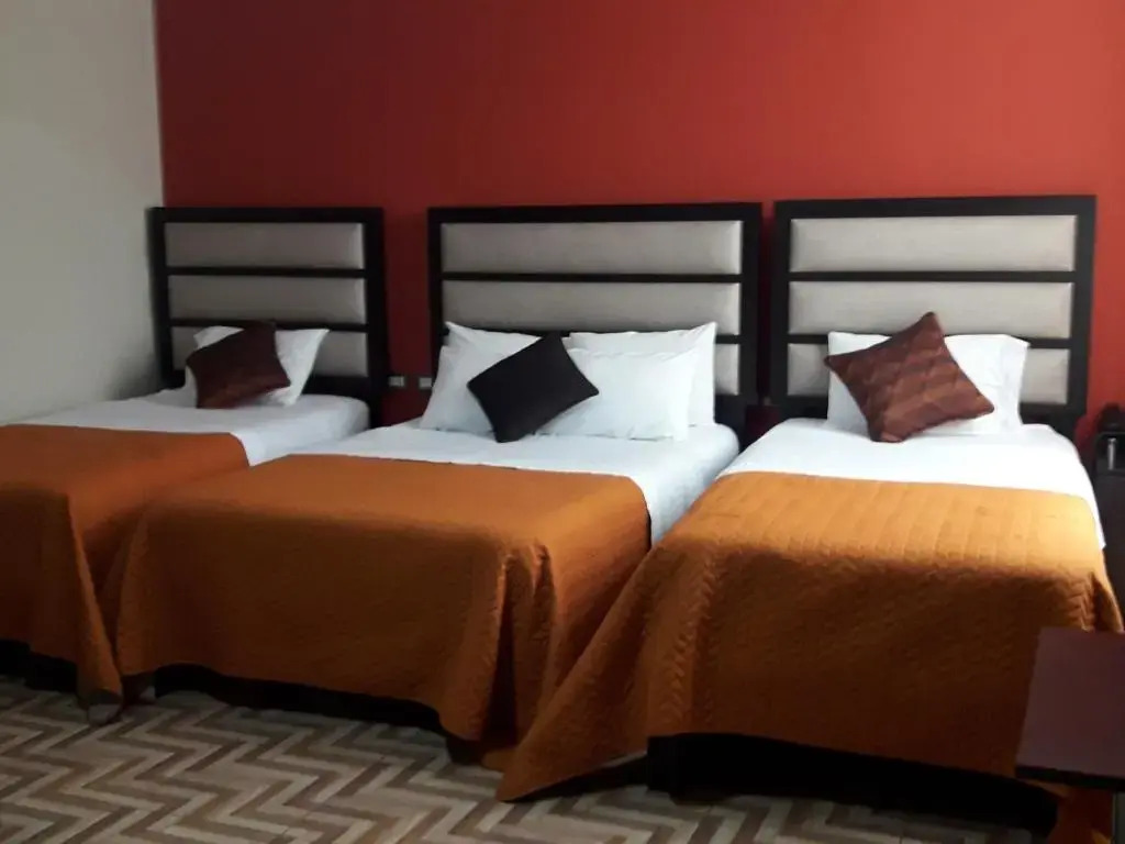APART-HOTEL DIAMANTE 1er piso - 3 HABITACIONES - TACNA