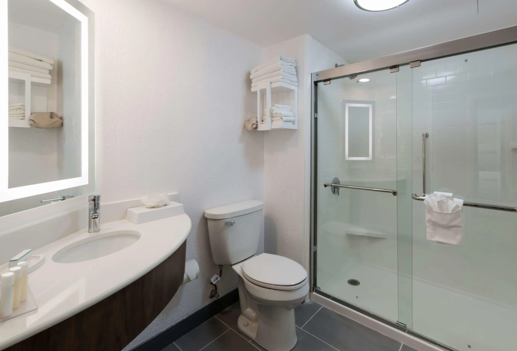 Hampton Inn & Suites Chicago-Hoffman Estates