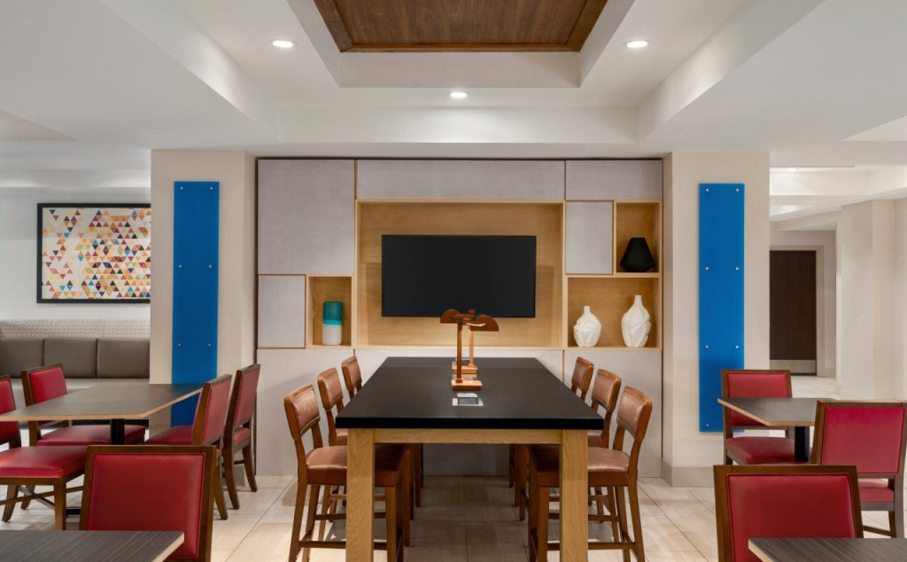 Holiday Inn Express Hotel & Suites McAlester by IHG