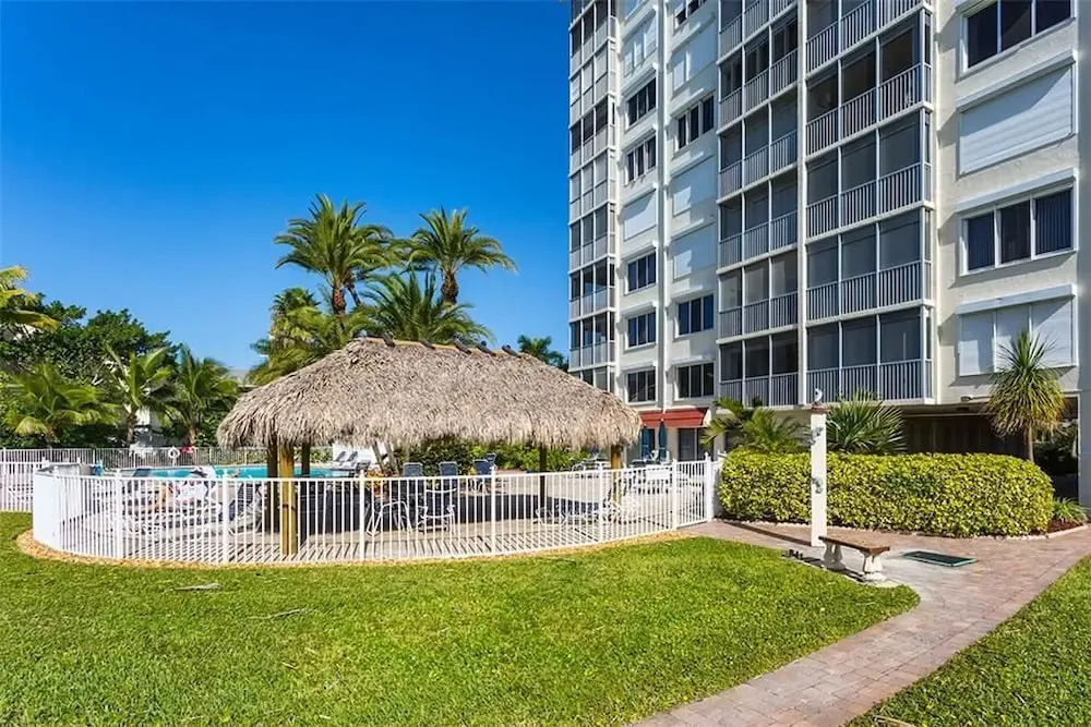 Sun Caper 308 - Two Bedroom Condo