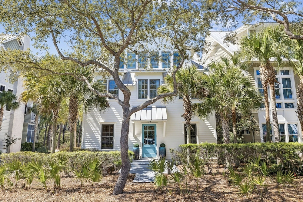 South Of 30a Close To The Beach + Watercolor Beach Club Evergreen Dream 5 Bedroom Home by RedAwning