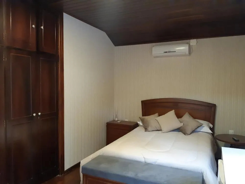 Hospedagem Vila Suiça