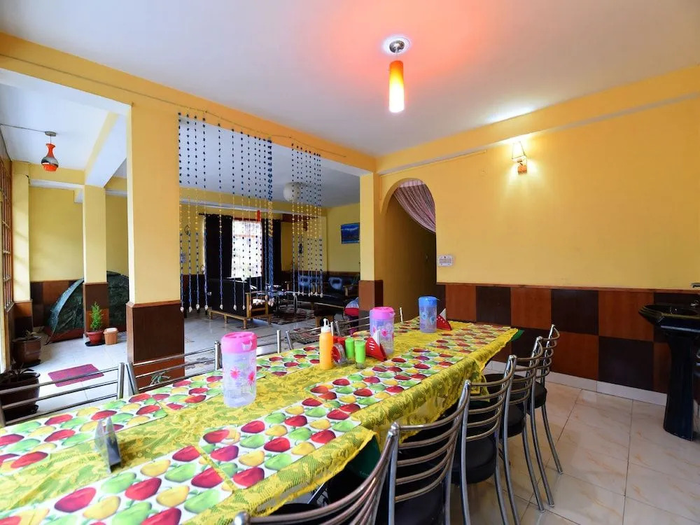 OYO 14257 Home Pleasant Family Studio at Prini