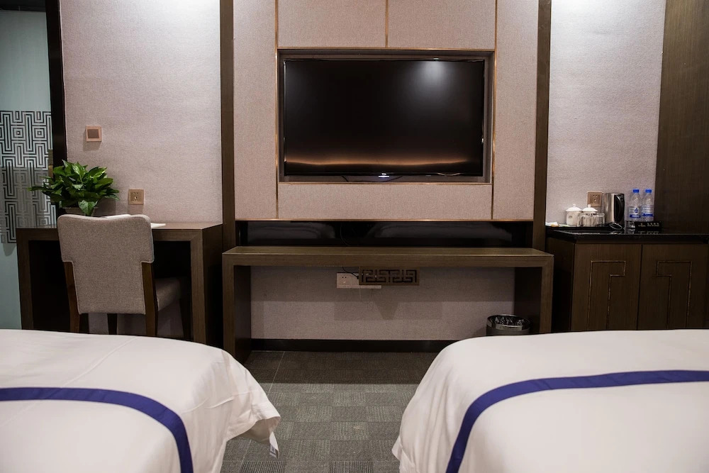 Guiyang Jialan Selected Hotel