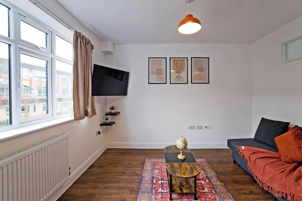 Imperial Woodberry Grove Apartments
