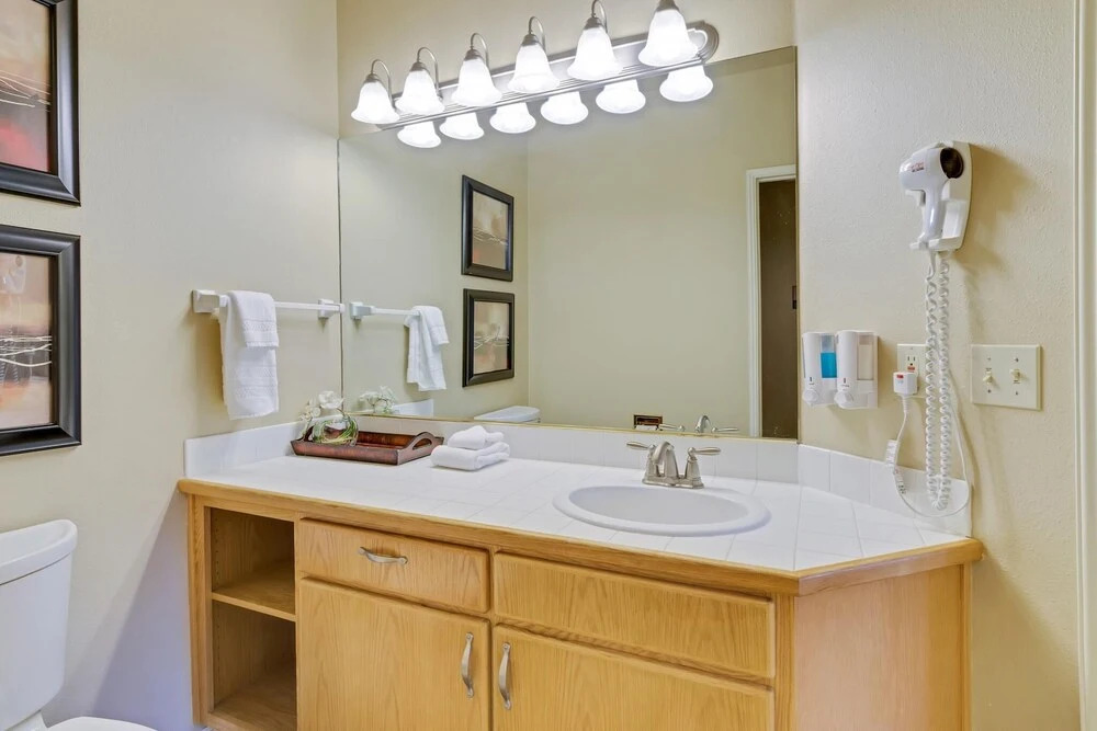 River Ridge 332ab