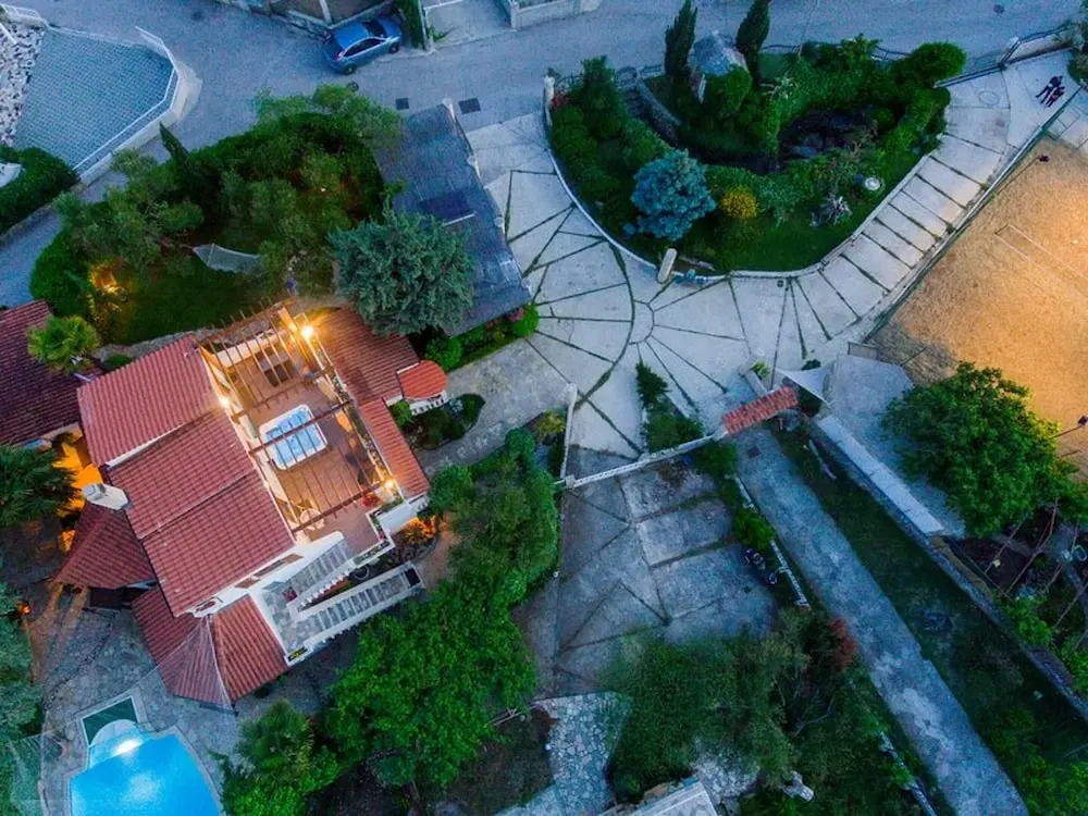 Luxury Villa in Rogoznica with Pool