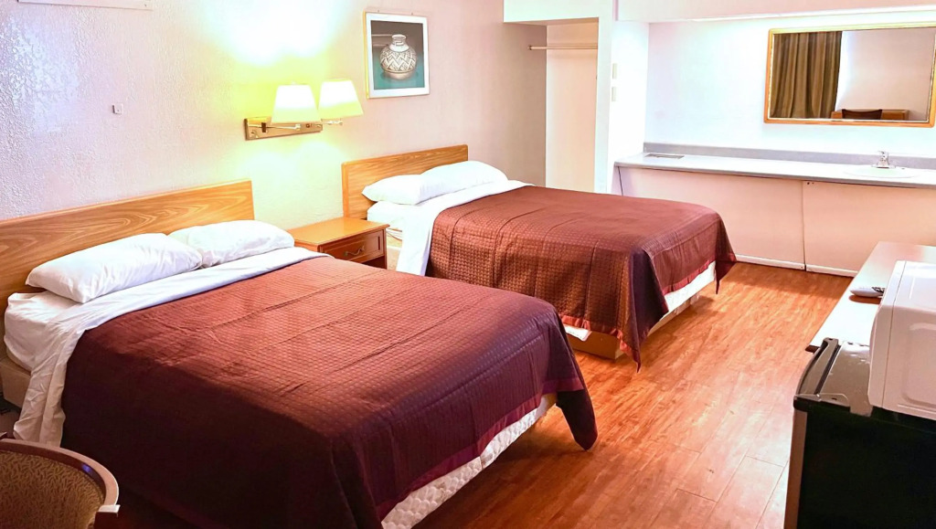 Thunderbird Motel Hillsboro