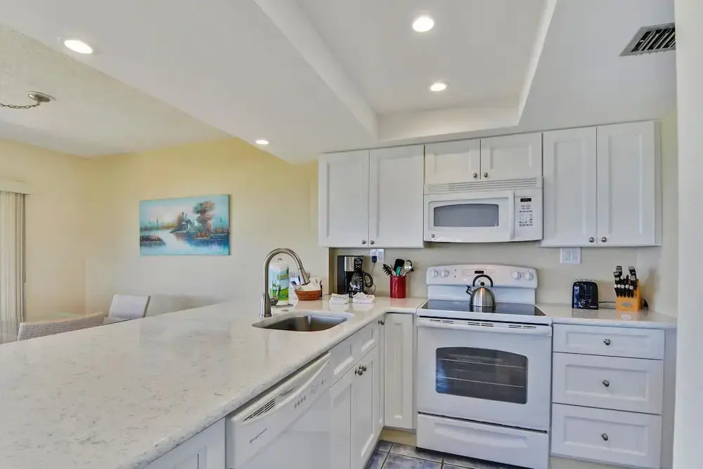 Land's End 401 Building 10 Corner Unit, Beachfront Condo!