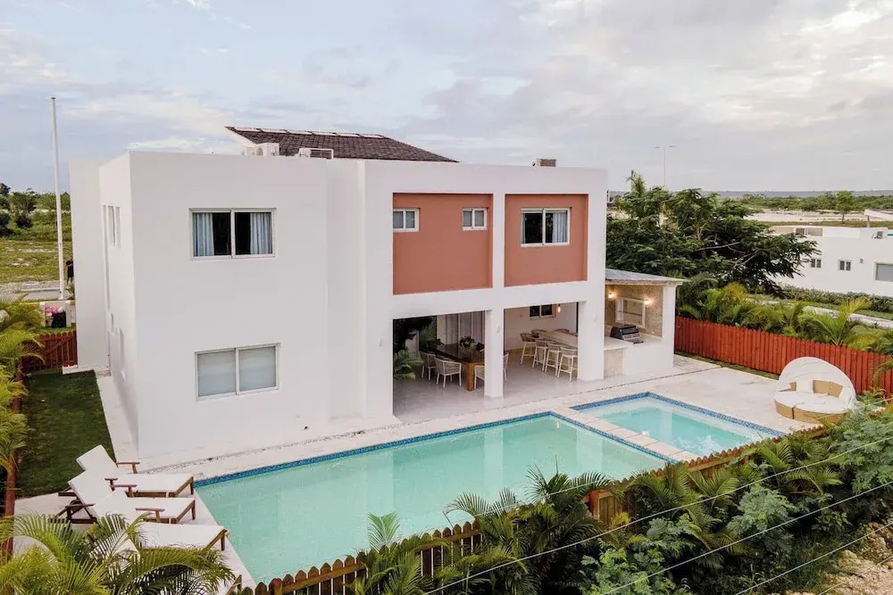 A Tropical Oasis In Vista Cana