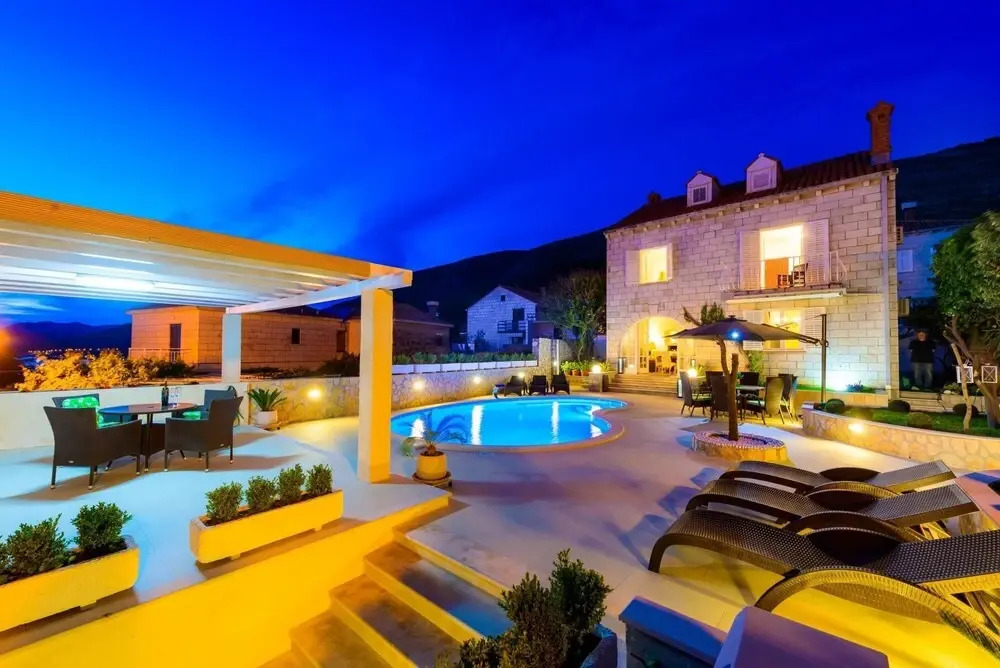 Villa Ida - Five-bedroom Villa With Swimming Pool and Sea View ID Direct Booker 752
