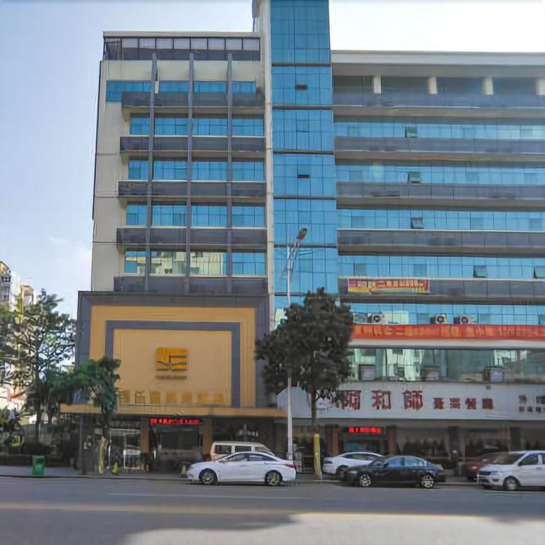 Only Hotel
