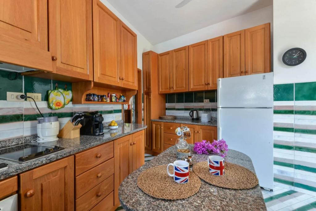 Octagonal villa with private pool and 10 beds-Villa Ottagonale